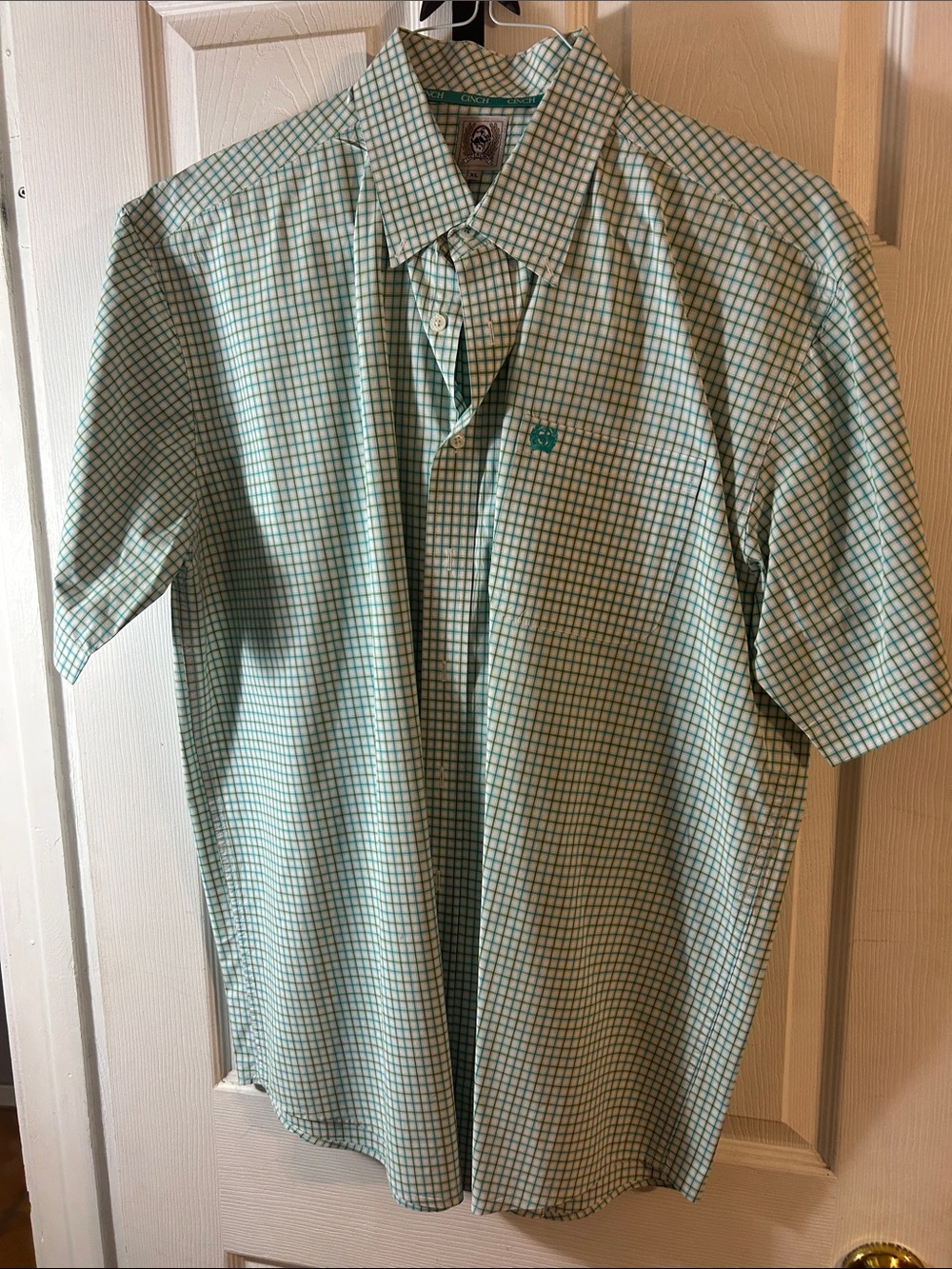 Cinch Men's Green and White Check Short Sleeve Button-Up Shirt